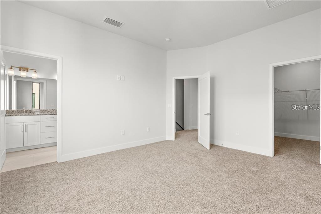 4810 W MCELROY AVE #21, TAMPA, FL, 33611
