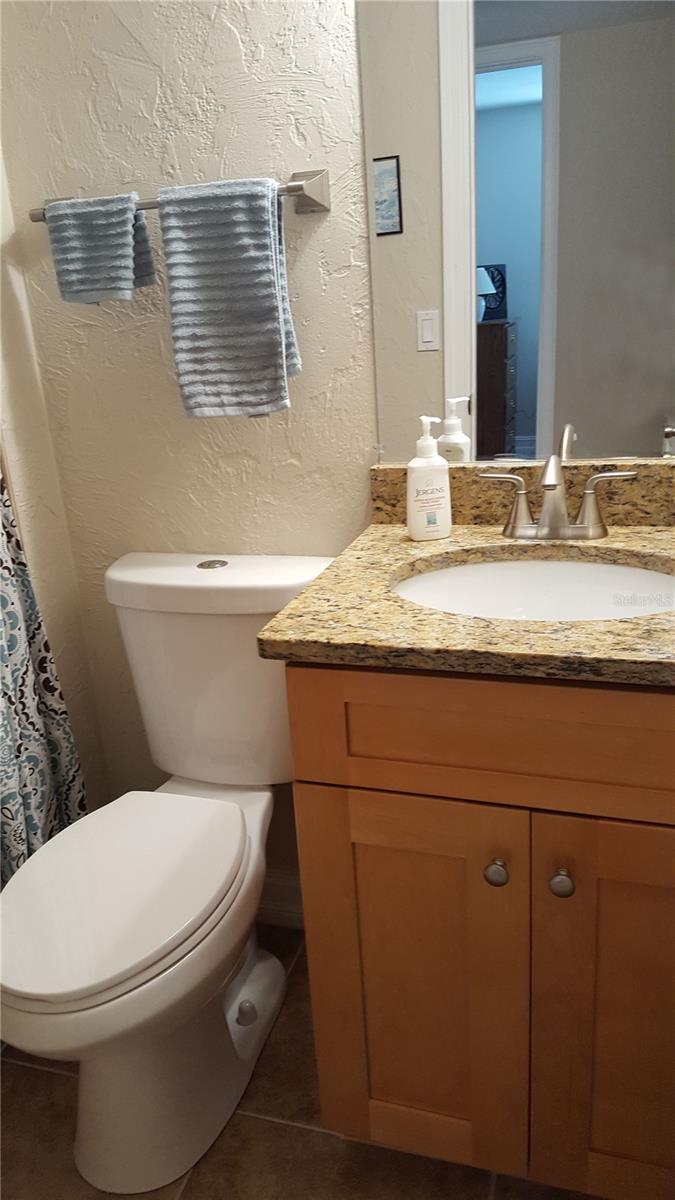 2525 W BAY DR #B24, BELLEAIR BLUFFS, FL, 33770