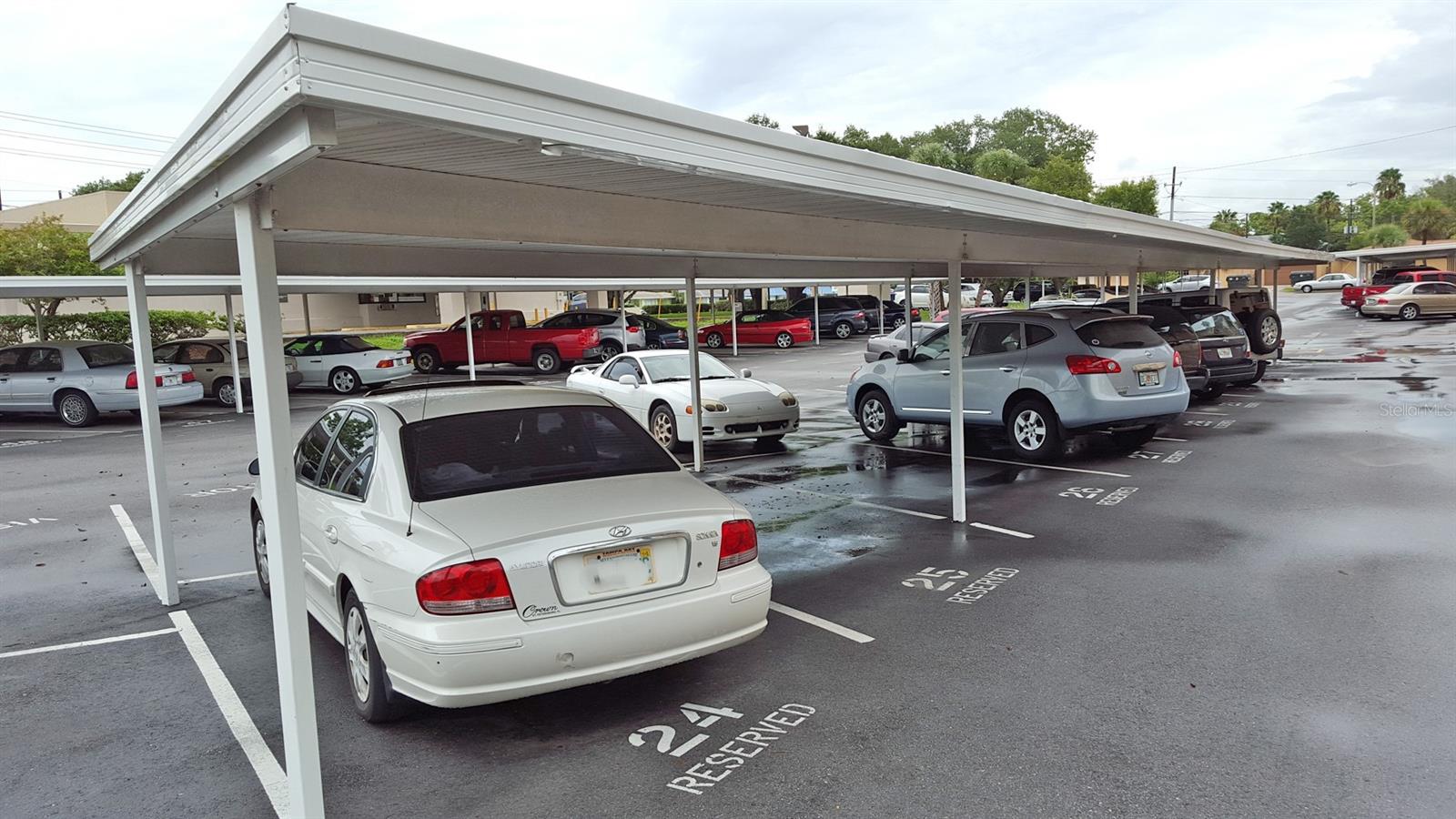 2525 W BAY DR #B24, BELLEAIR BLUFFS, FL, 33770