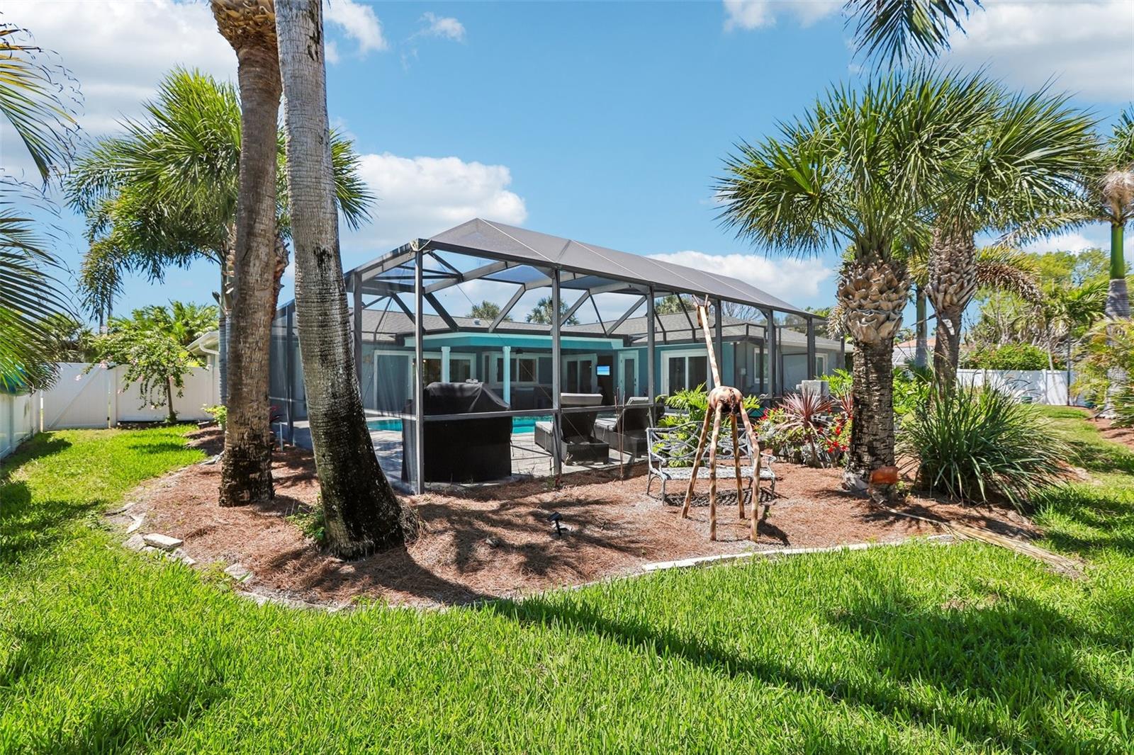 3203 HIBISCUS DR W, BELLEAIR BEACH, FL, 33786
