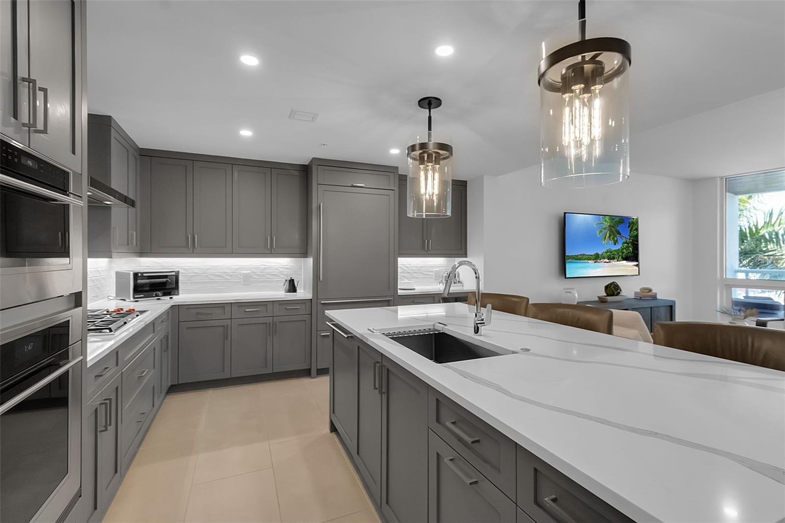 1035 SEASIDE DR #308, SARASOTA, FL, 34242