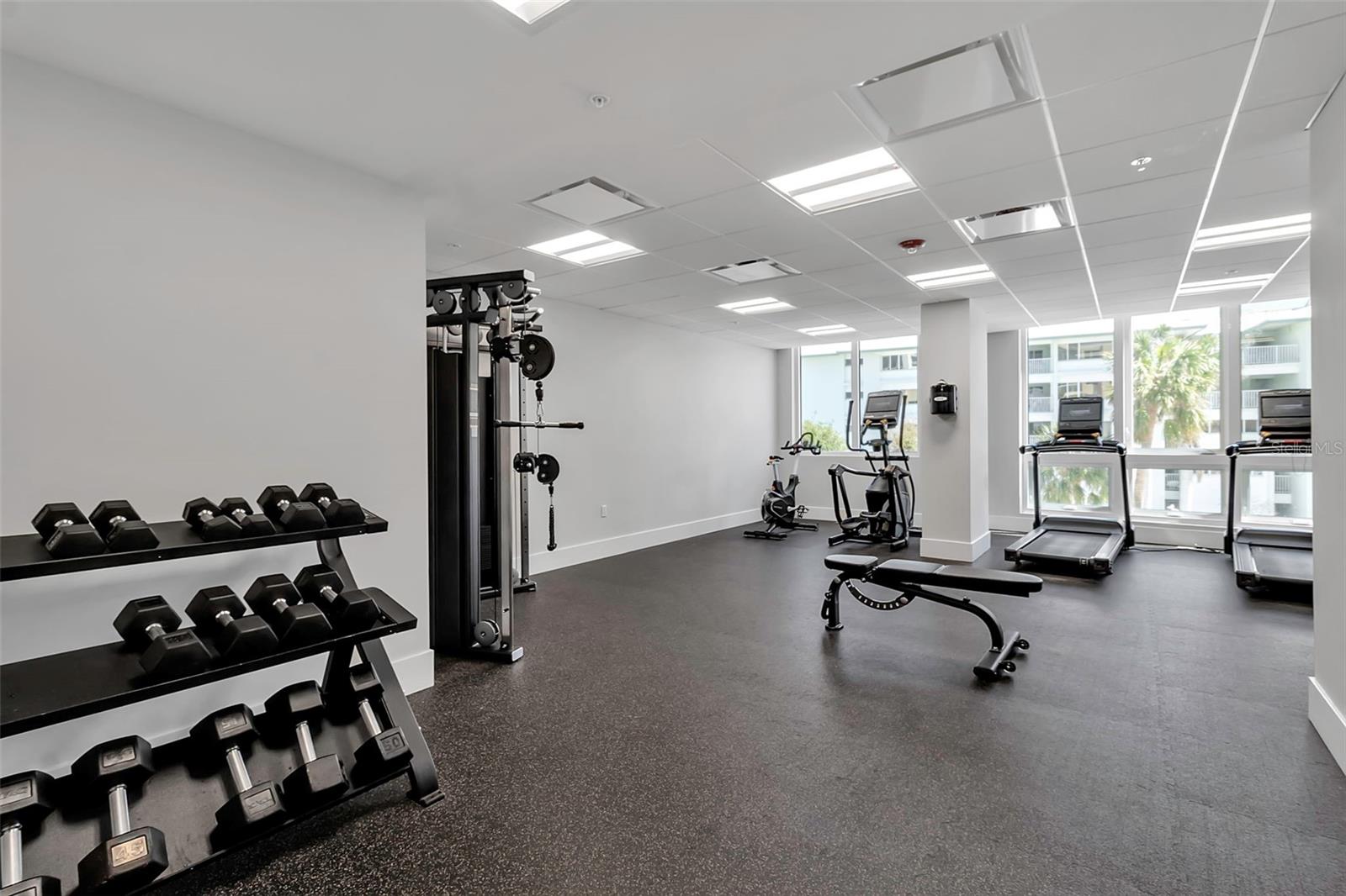 1035 SEASIDE DR #308, SARASOTA, FL, 34242