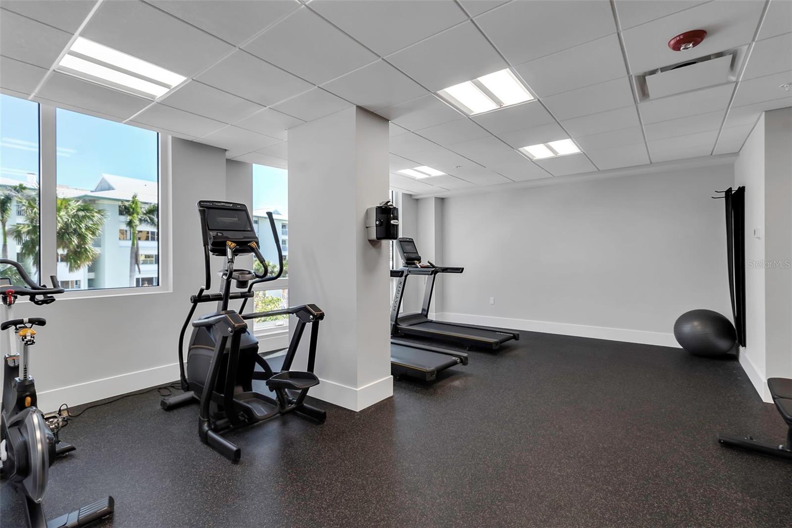 1035 SEASIDE DR #308, SARASOTA, FL, 34242