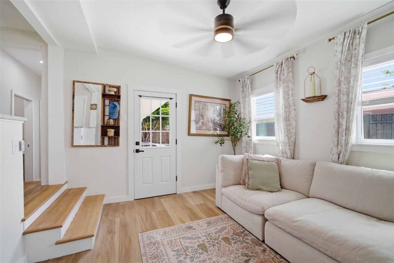 4120 BURLINGTON AVE N, ST PETERSBURG, FL, 33713