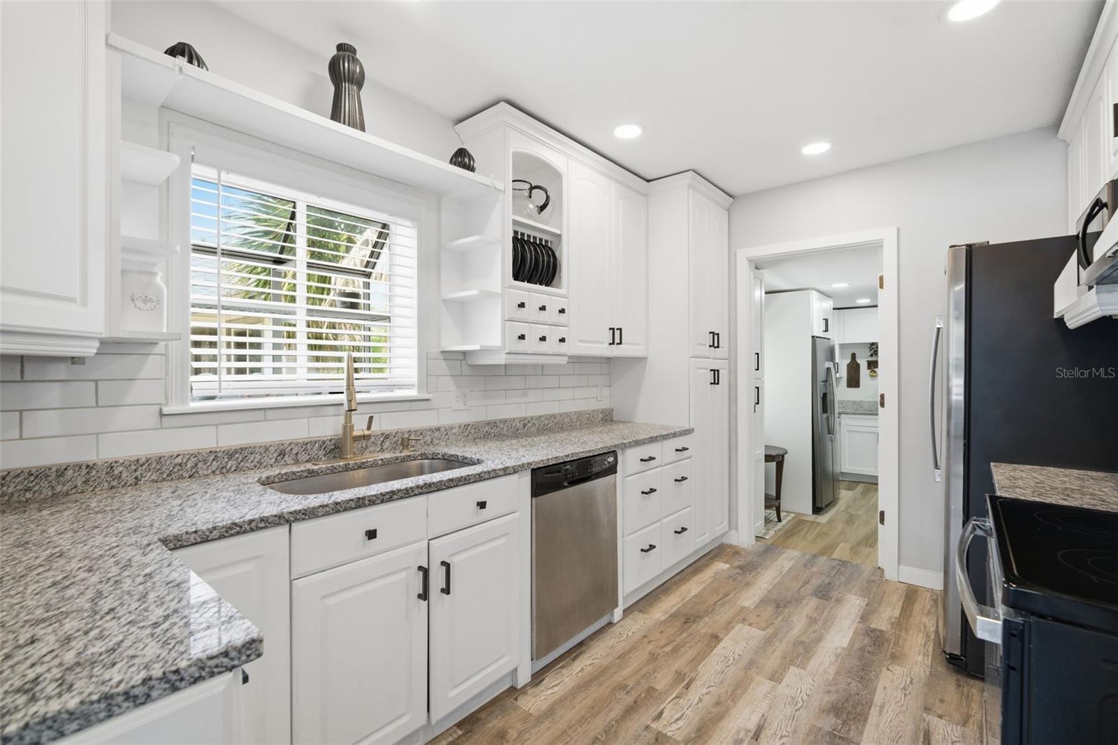4120 BURLINGTON AVE N, ST PETERSBURG, FL, 33713