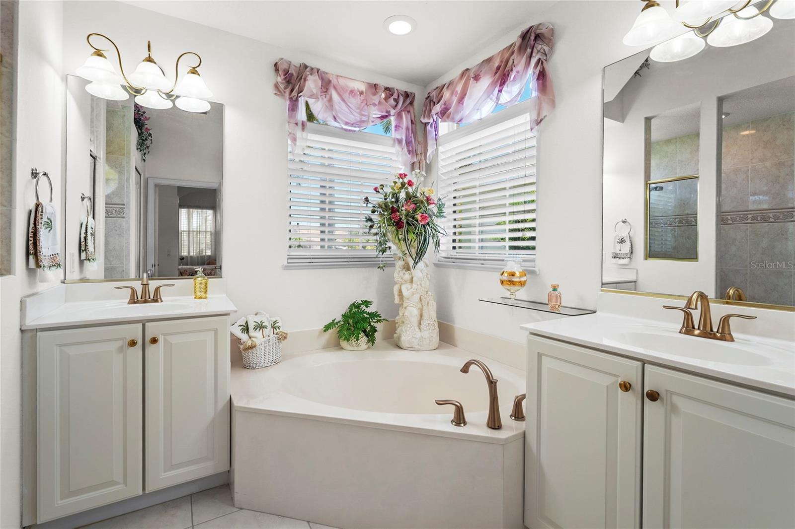 10591 OLD GROVE CIR, BRADENTON, FL, 34212