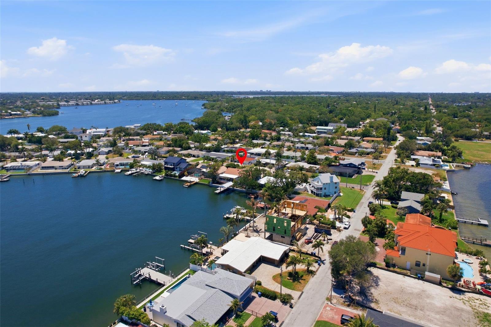 2300 S SHORE DR SE, ST PETERSBURG, FL, 33705