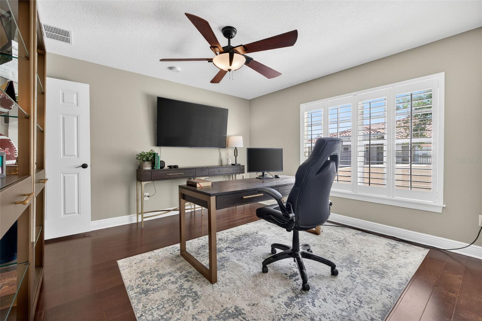 252 VALENCIA CIR, ST PETERSBURG, FL, 33716