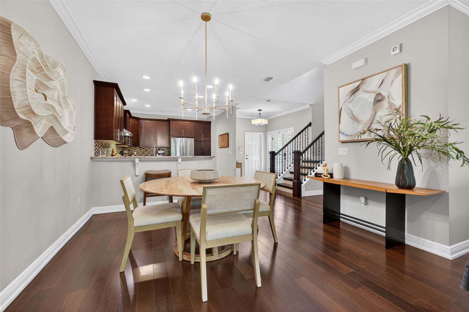 252 VALENCIA CIR, ST PETERSBURG, FL, 33716