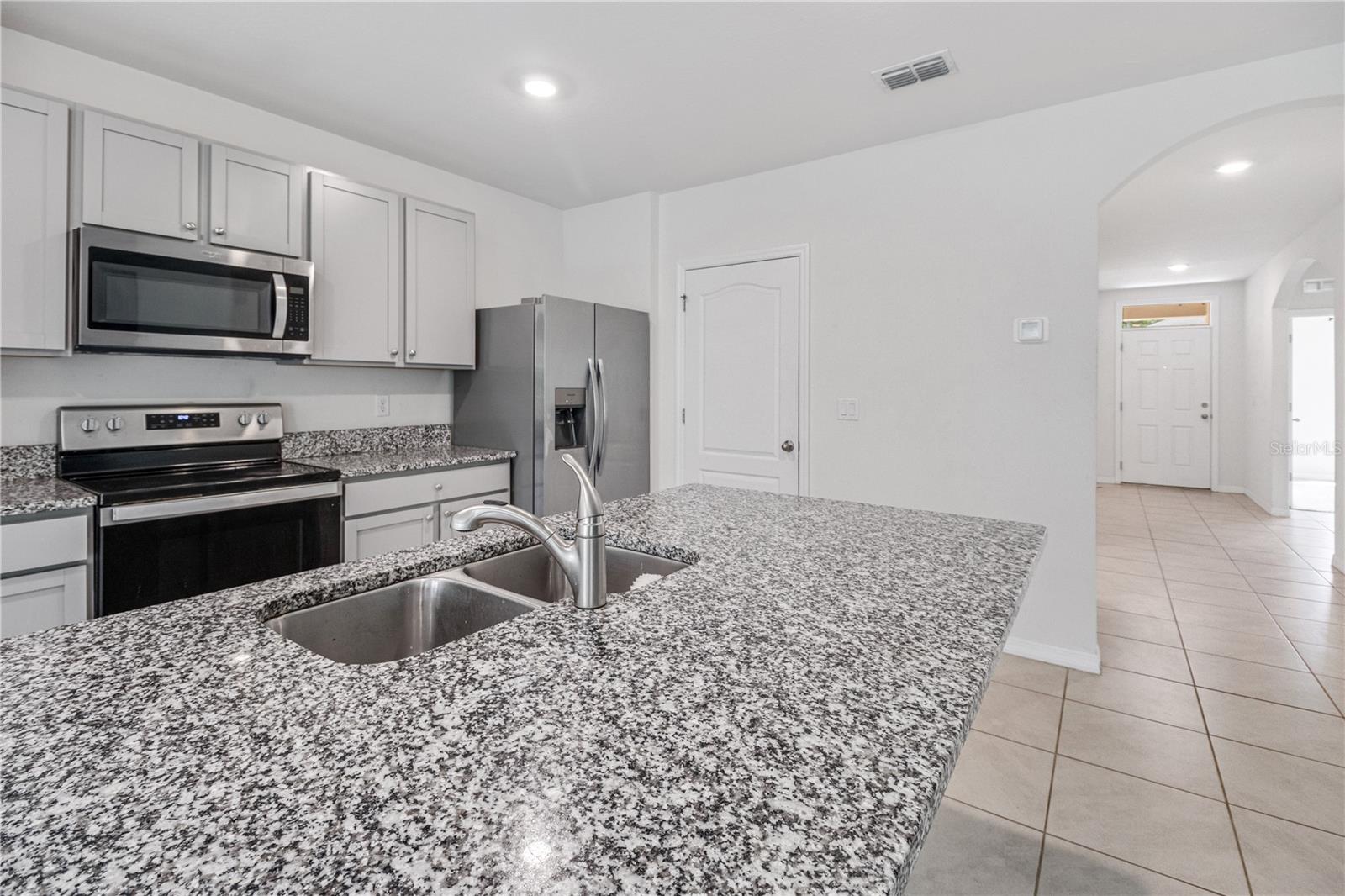 365 SUNSET POINT DR, ORMOND BEACH, FL, 32174
