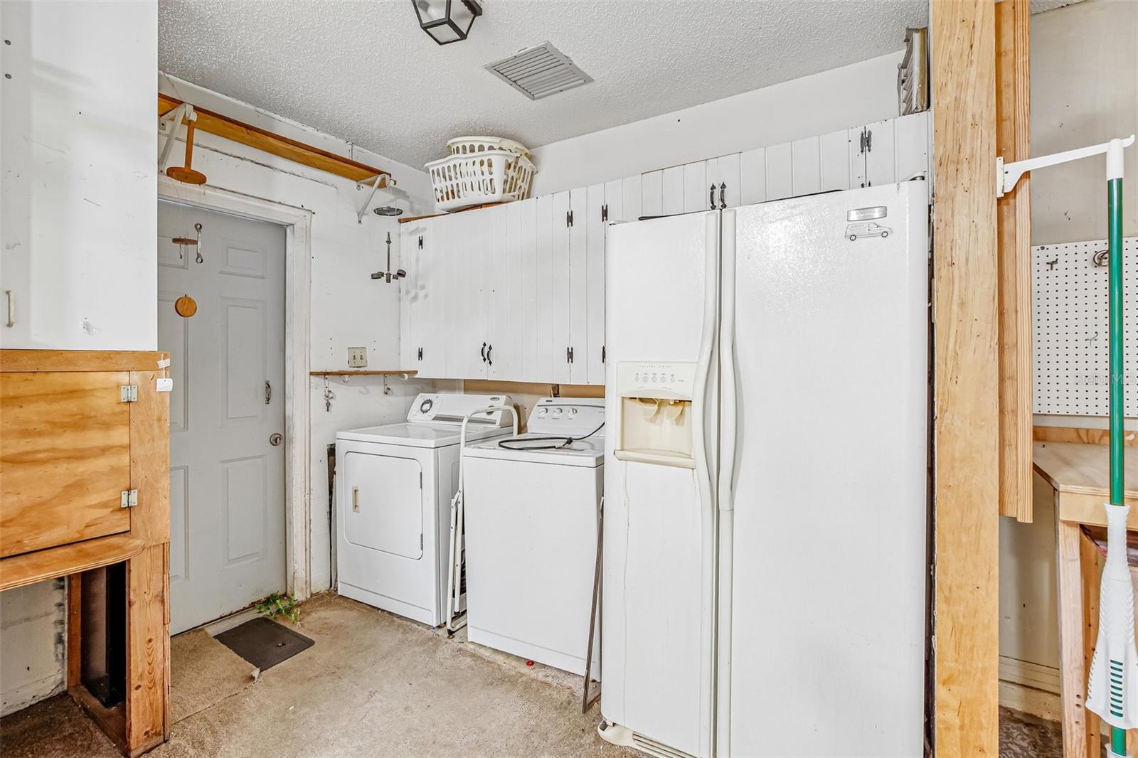 647 FORT DUQUESNA DR, SUN CITY CENTER, FL, 33573