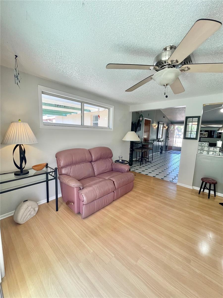 6944 LARCHMONT AVE, NEW PORT RICHEY, FL, 34653
