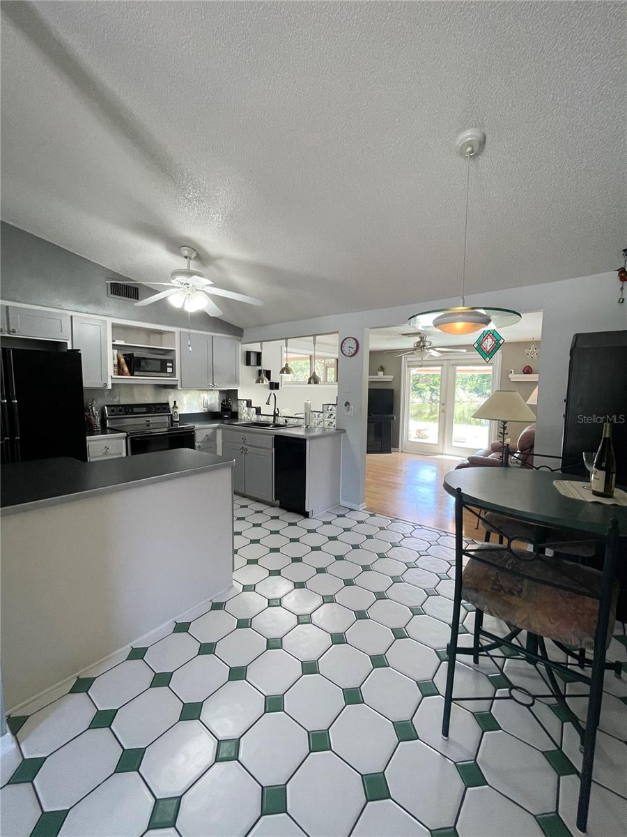 6944 LARCHMONT AVE, NEW PORT RICHEY, FL, 34653