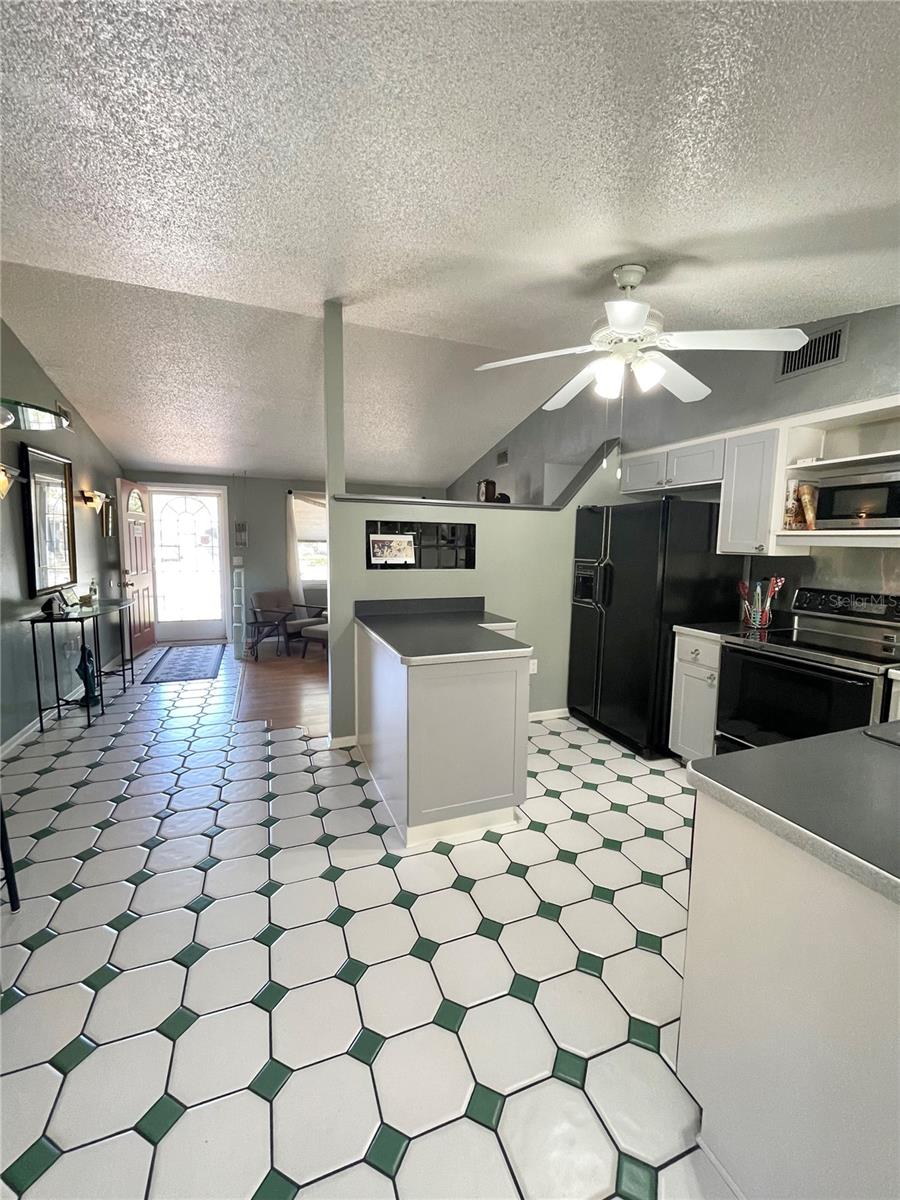 6944 LARCHMONT AVE, NEW PORT RICHEY, FL, 34653
