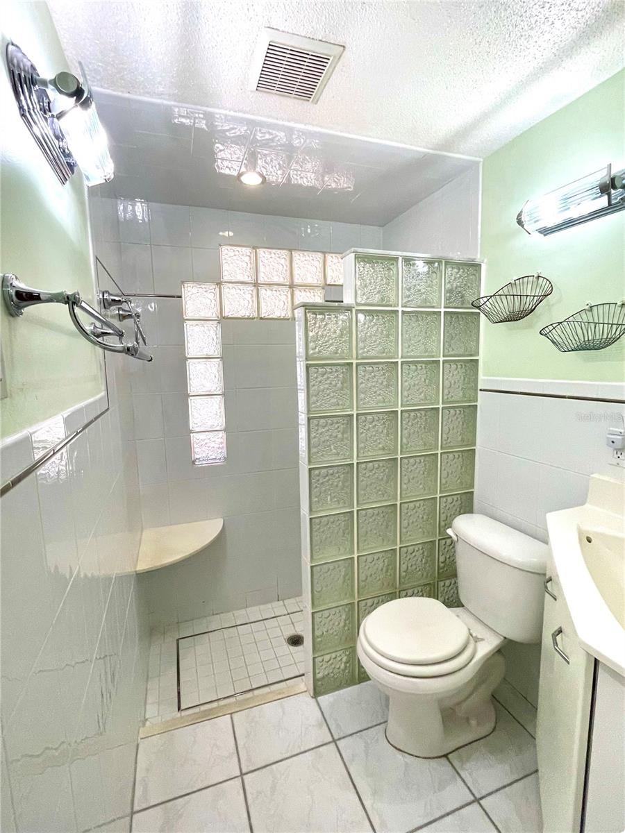 6944 LARCHMONT AVE, NEW PORT RICHEY, FL, 34653