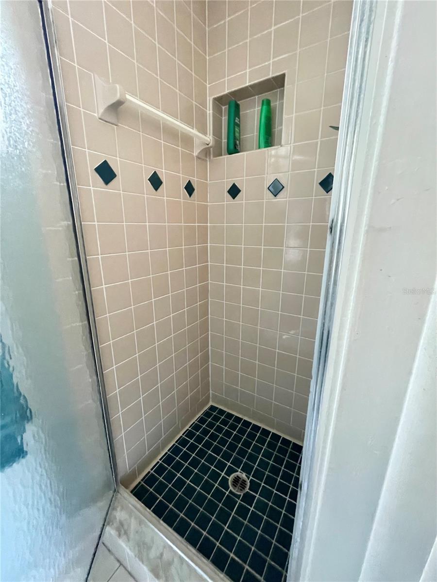 6944 LARCHMONT AVE, NEW PORT RICHEY, FL, 34653