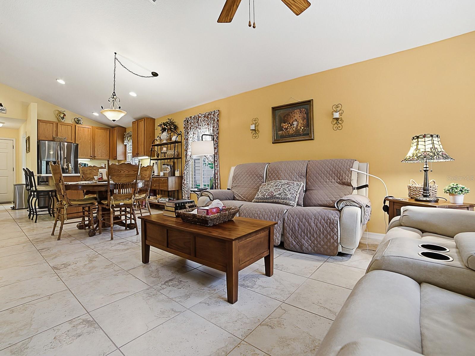 24317 BELLE MEDE DR, LEESBURG, FL, 34748