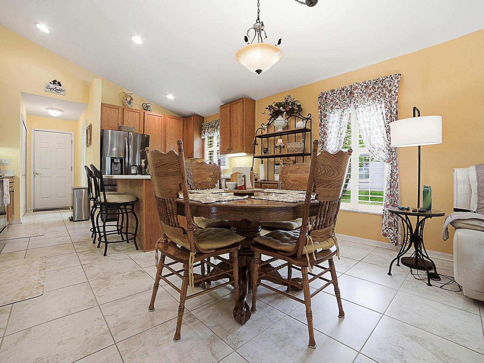 24317 BELLE MEDE DR, LEESBURG, FL, 34748