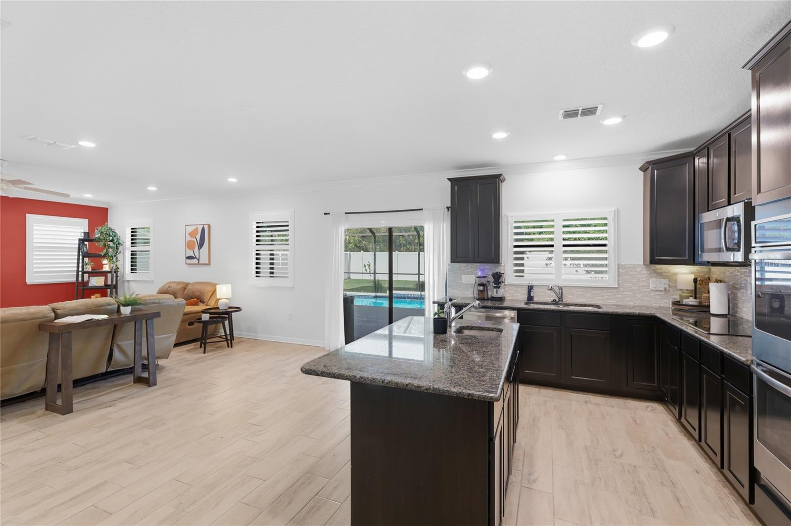 4018 LINDEVER LN, PALMETTO, FL, 34221