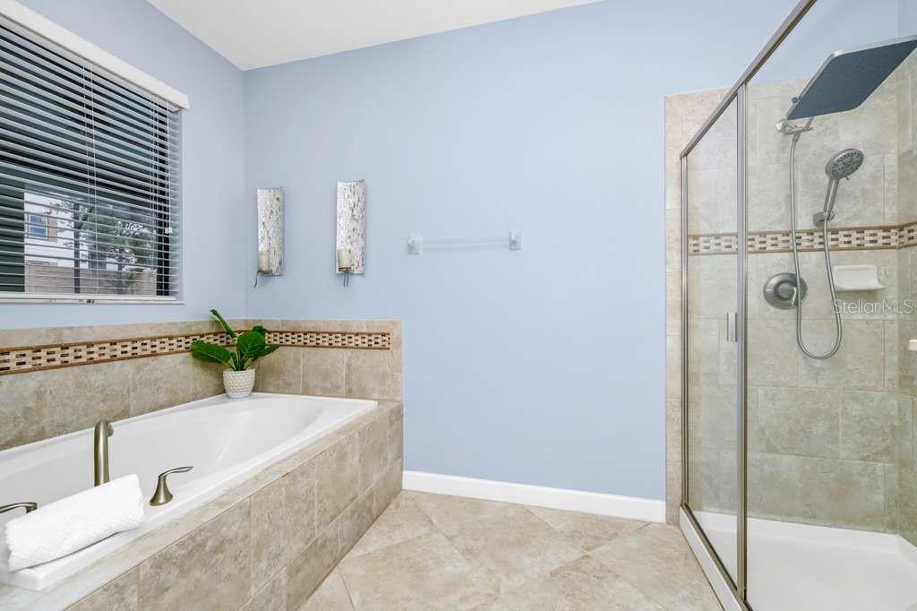 1469 ROLLING FAIRWAY DR, DAVENPORT, FL, 33896