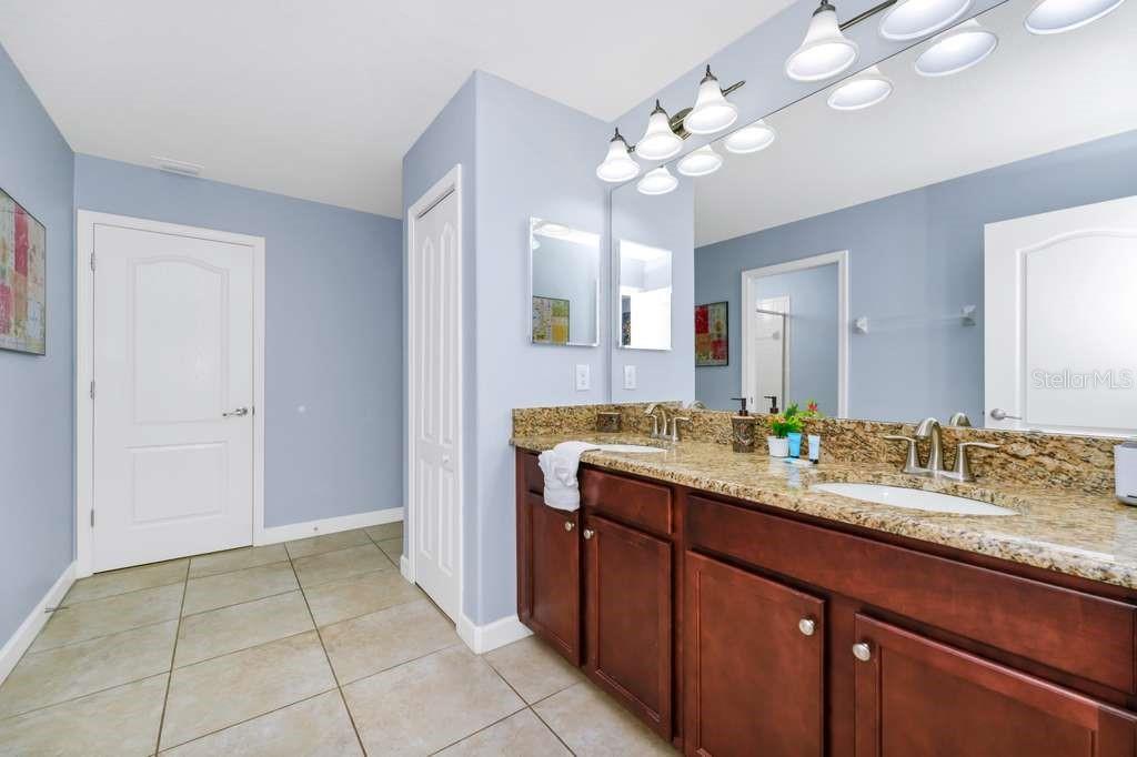 1469 ROLLING FAIRWAY DR, DAVENPORT, FL, 33896
