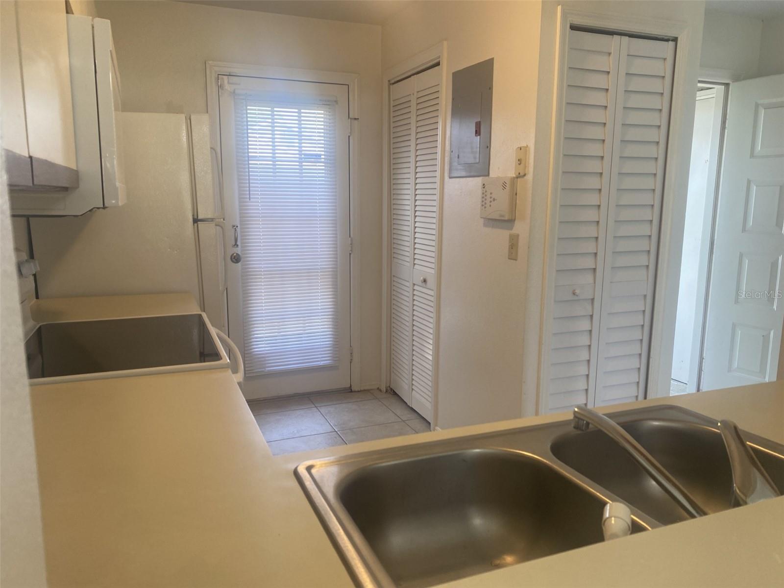 42 PINE ISLAND CIR, KISSIMMEE, FL, 34743