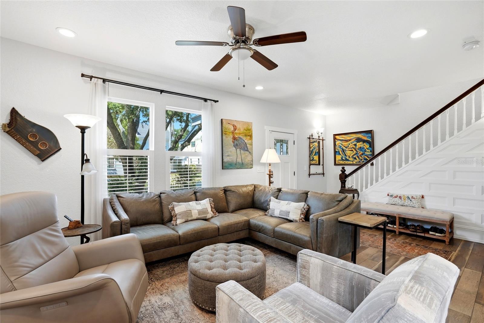 140 13TH AVE NE, ST PETERSBURG, FL, 33701