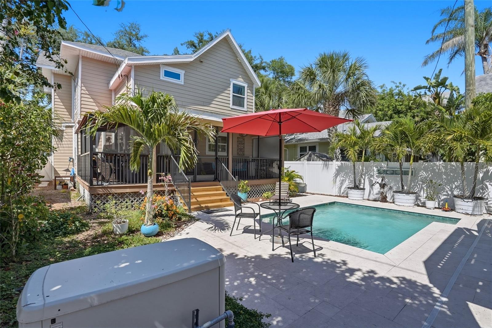 140 13TH AVE NE, ST PETERSBURG, FL, 33701