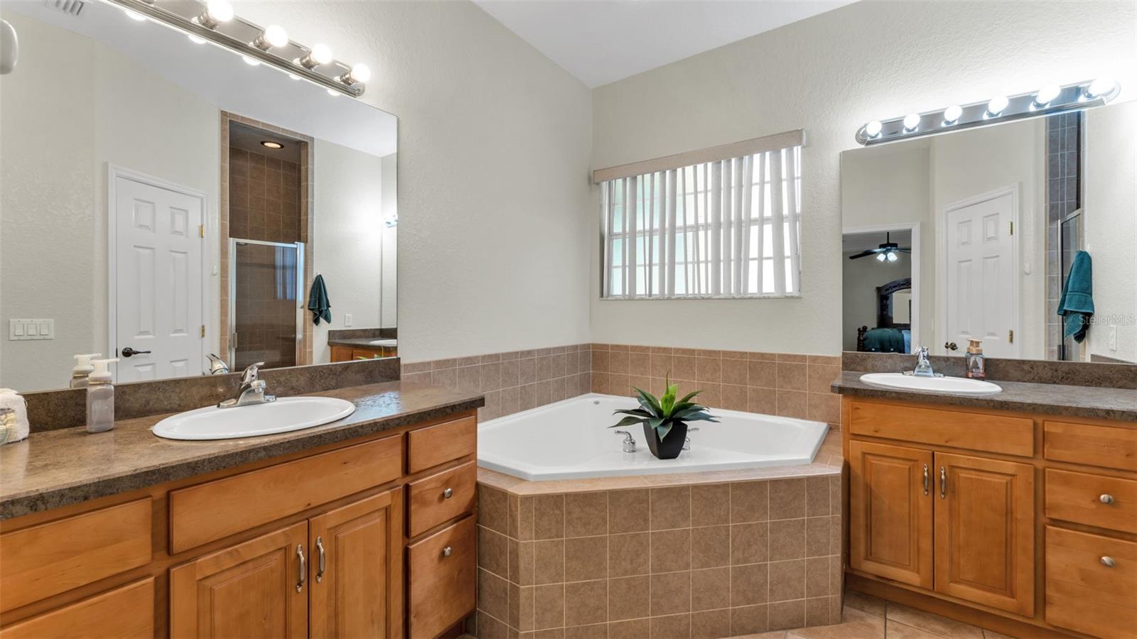 112 BENTLEY OAKS BLVD, AUBURNDALE, FL, 33823