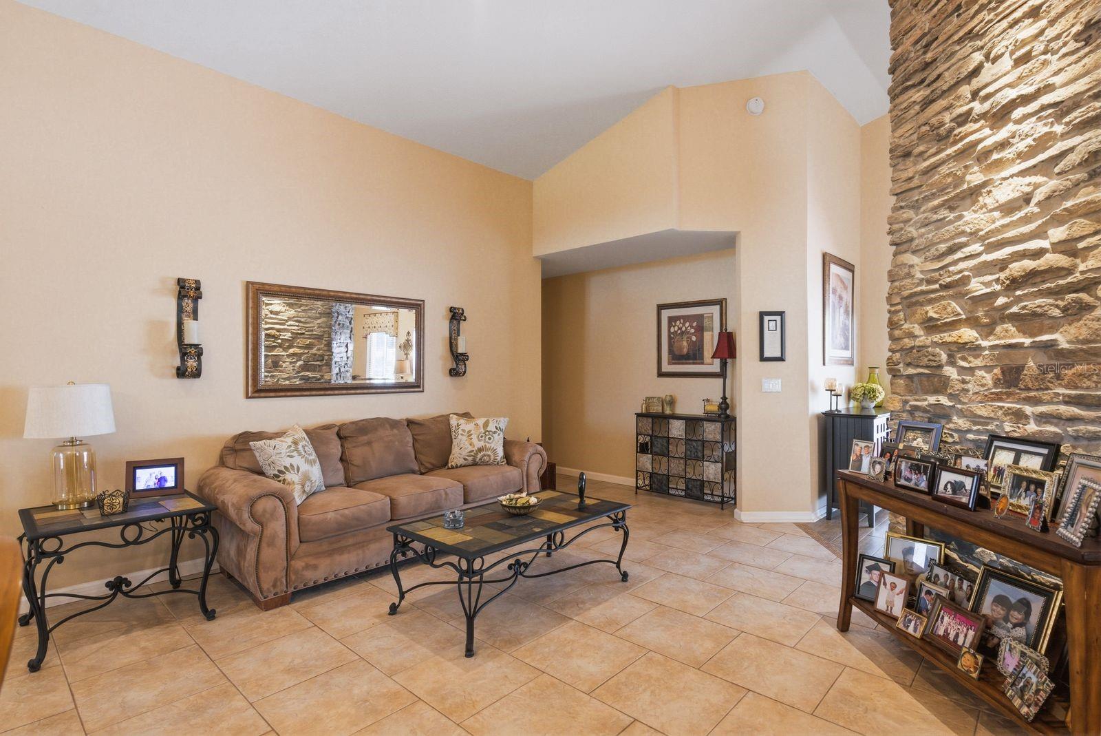 3228 BENTLEY DR, PALM HARBOR, FL, 34684