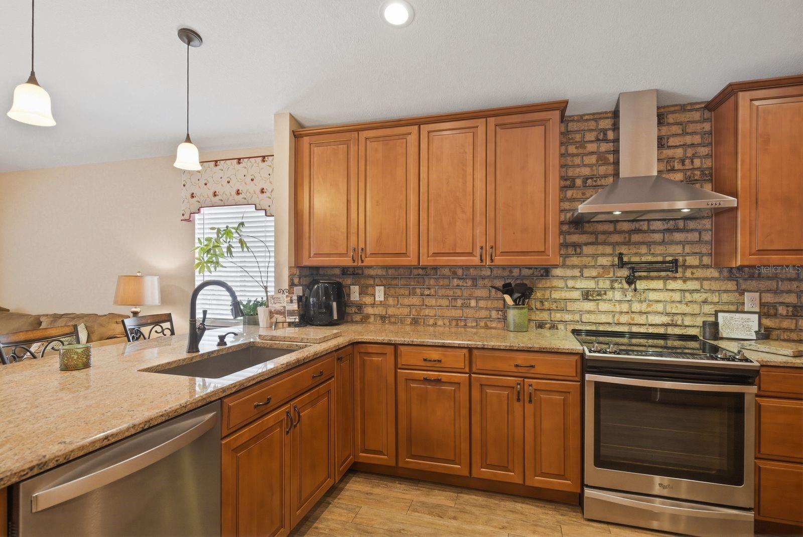 3228 BENTLEY DR, PALM HARBOR, FL, 34684