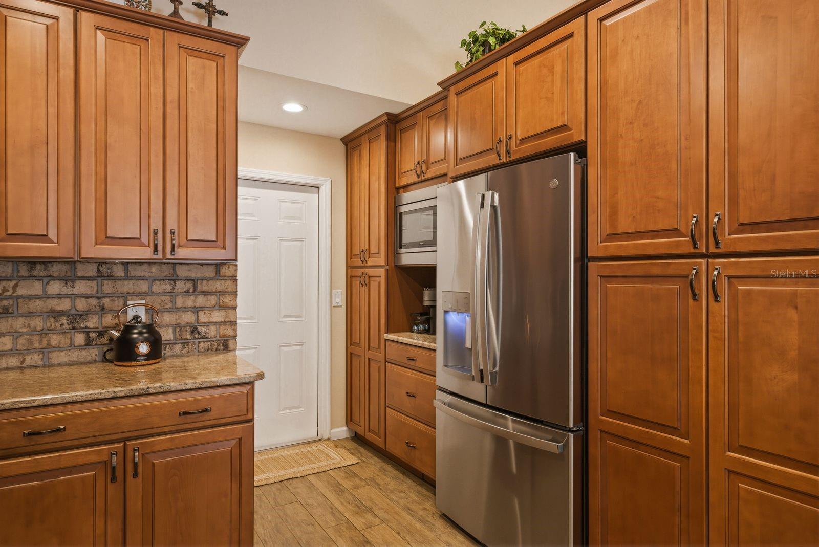 3228 BENTLEY DR, PALM HARBOR, FL, 34684