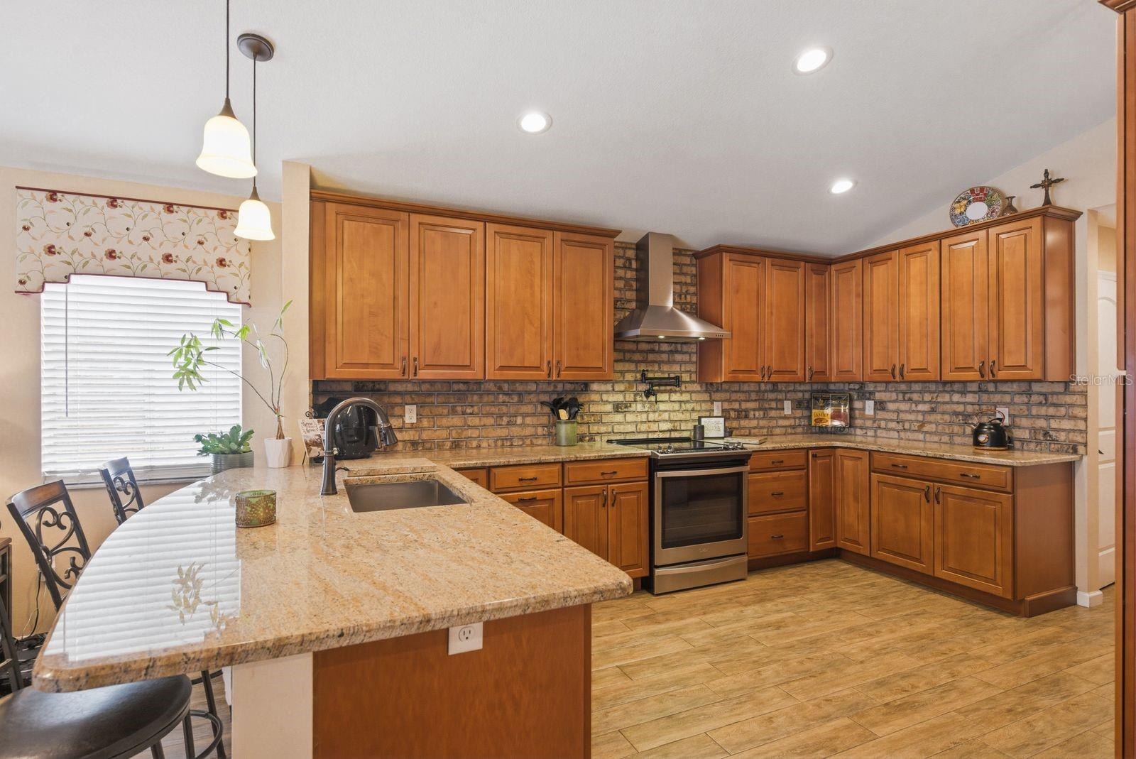 3228 BENTLEY DR, PALM HARBOR, FL, 34684