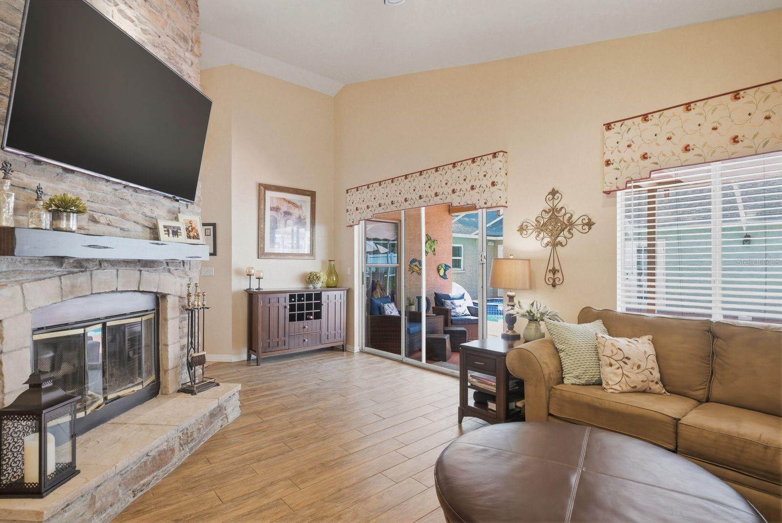 3228 BENTLEY DR, PALM HARBOR, FL, 34684