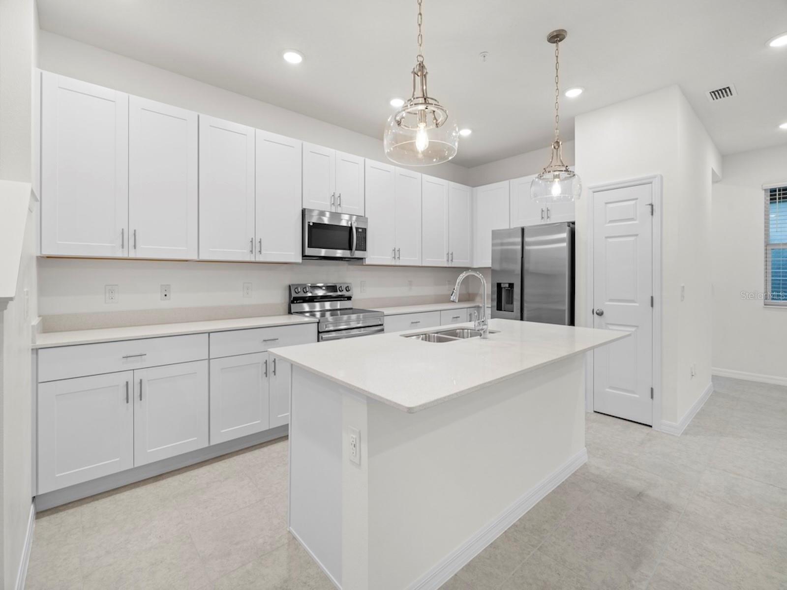1440 SILVER LINING WAY, APOPKA, FL, 32703