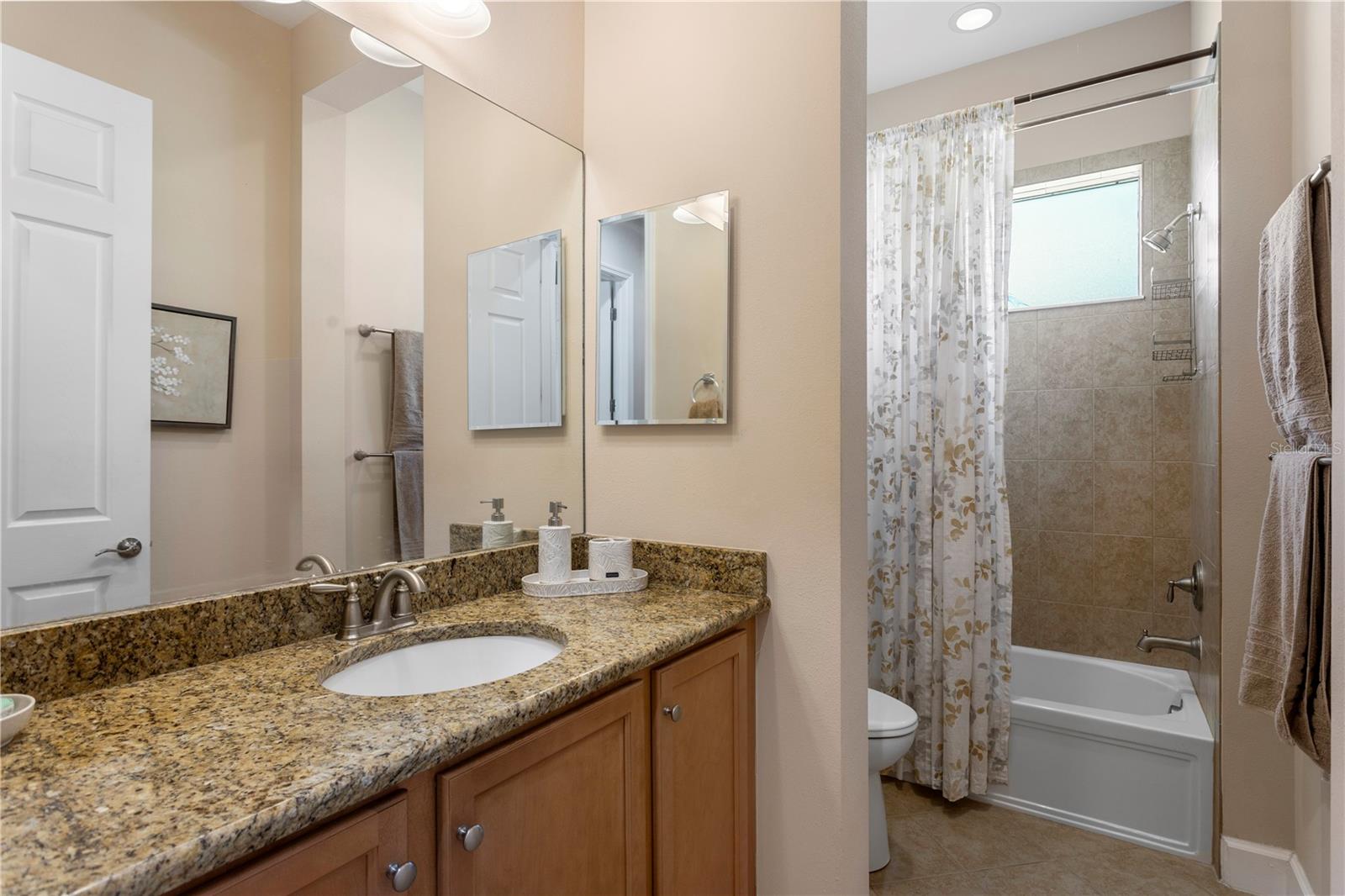 2119 SIFIELD GREENS WAY, SUN CITY CENTER, FL, 33573