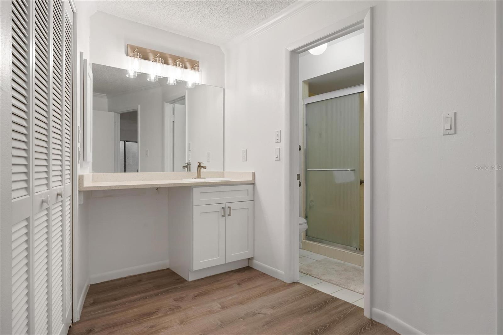 4212 CENTER GATE LN #2, SARASOTA, FL, 34233