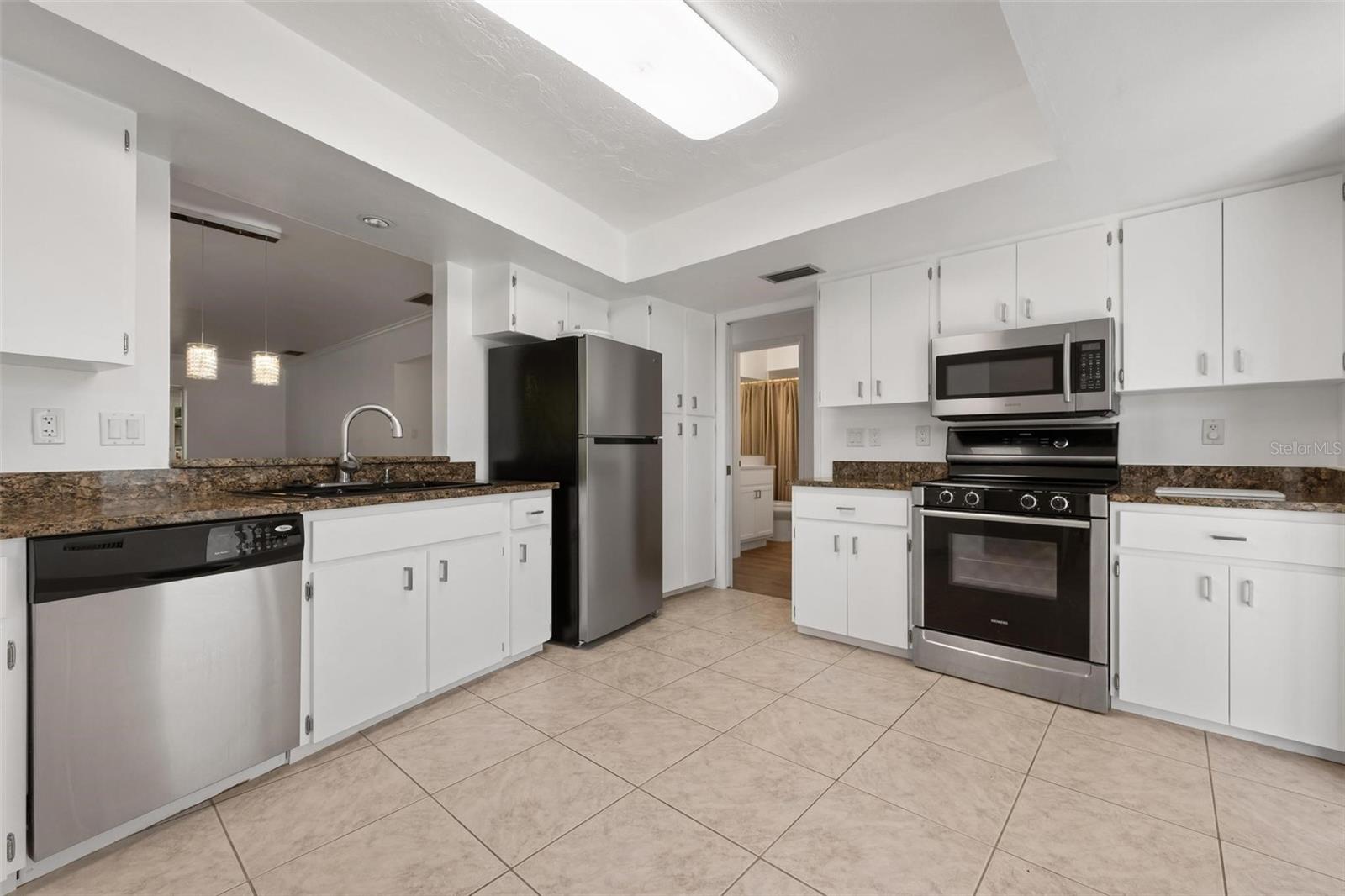 4212 CENTER GATE LN #2, SARASOTA, FL, 34233