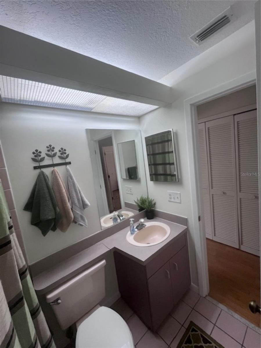 3047 OVERLOOK PL, CLEARWATER, FL, 33760
