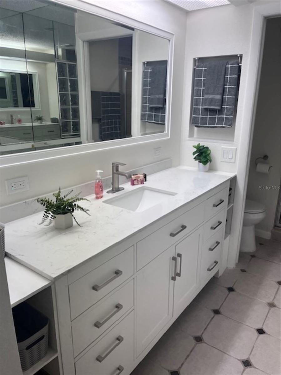 3047 OVERLOOK PL, CLEARWATER, FL, 33760