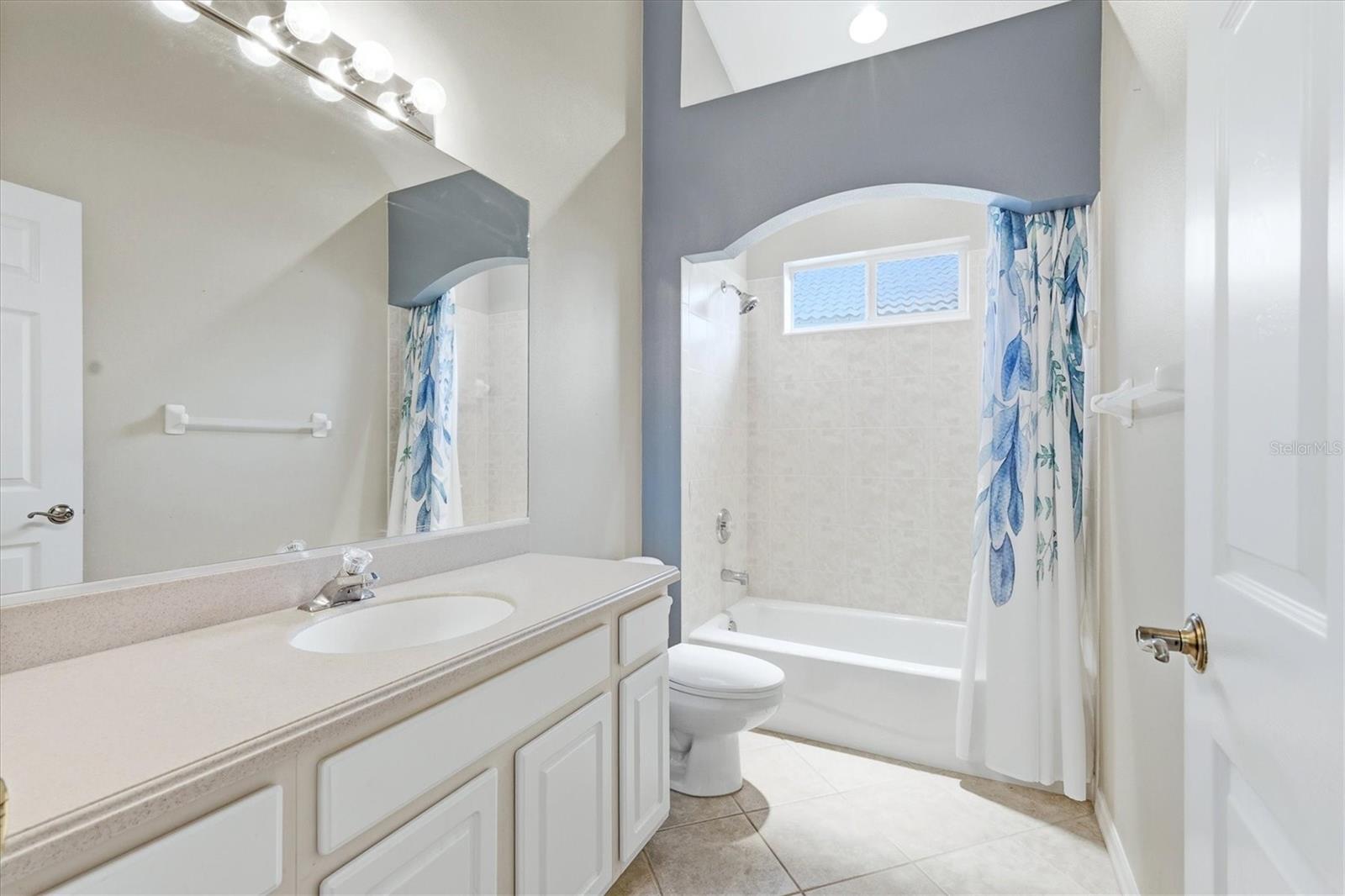 6420 ROOKERY CIR, BRADENTON, FL, 34203