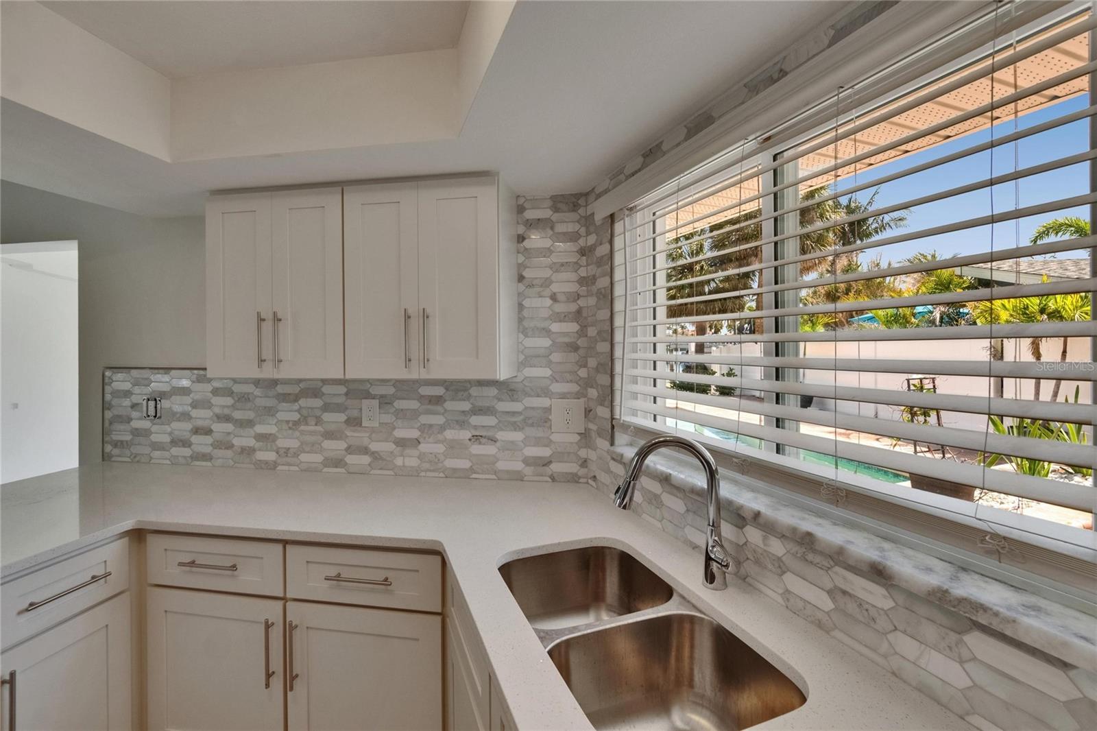 1492 SEA GULL DR S, SOUTH PASADENA, FL, 33707