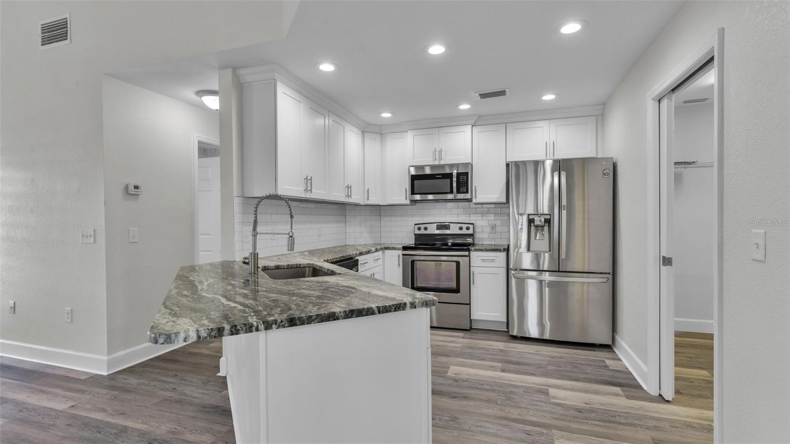 7225 HILEMAN DR E, LAKELAND, FL, 33810