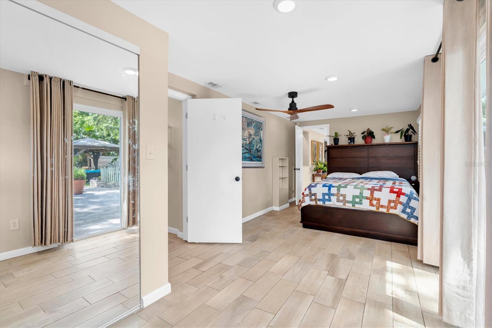 1243 BROOKSIDE DR, CLEARWATER, FL, 33764