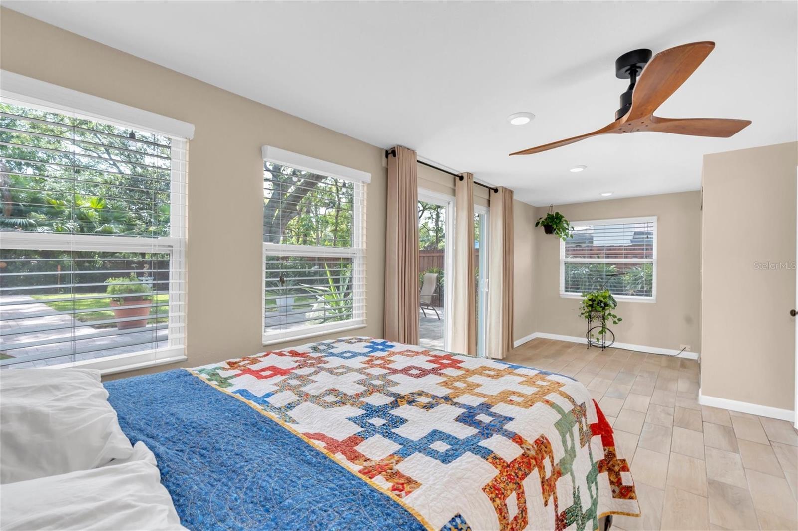 1243 BROOKSIDE DR, CLEARWATER, FL, 33764