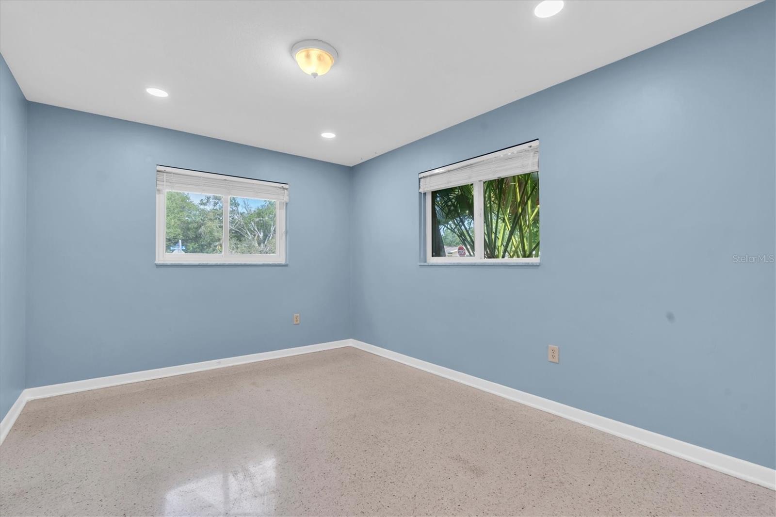 1243 BROOKSIDE DR, CLEARWATER, FL, 33764