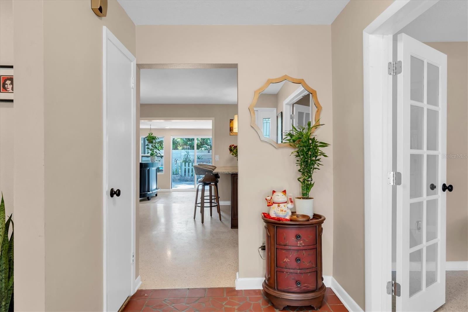 1243 BROOKSIDE DR, CLEARWATER, FL, 33764