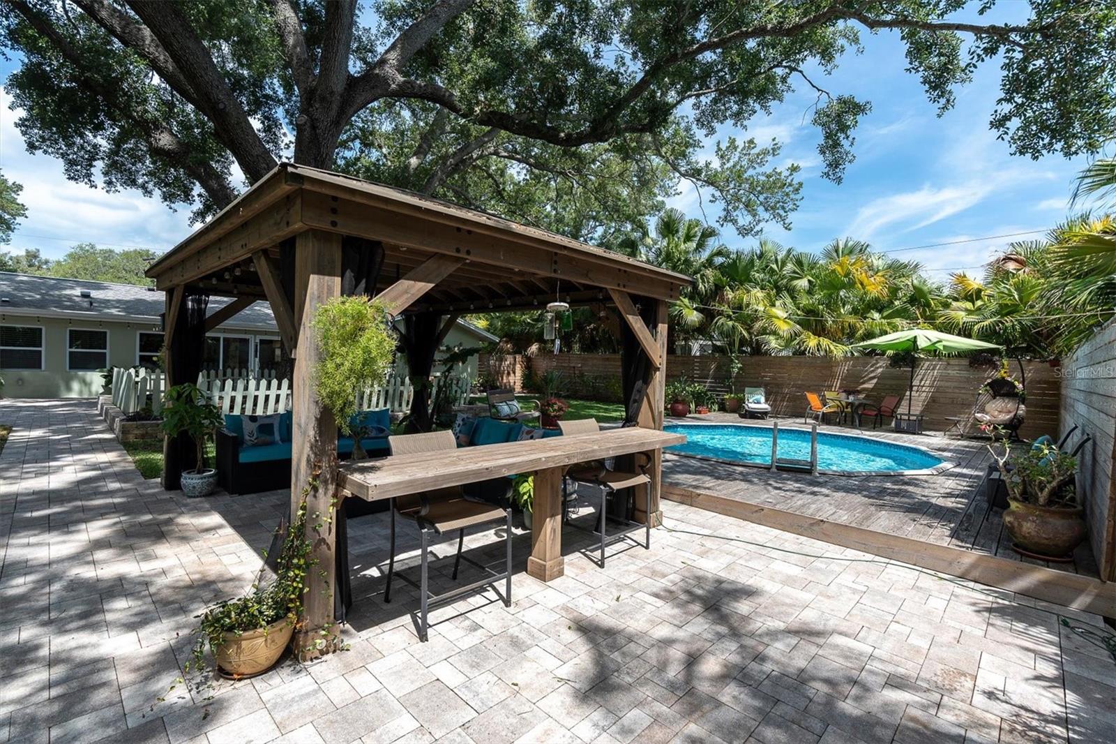 1243 BROOKSIDE DR, CLEARWATER, FL, 33764