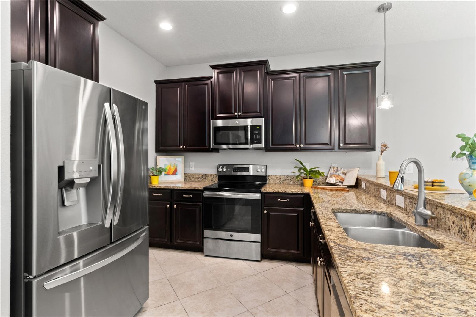 3281 GENTLE DELL, WESLEY CHAPEL, FL, 33543