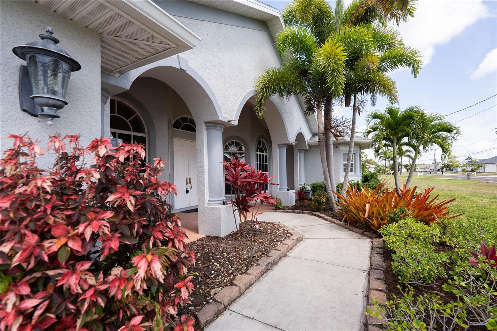 888 BOUNDARY BLVD, ROTONDA WEST, FL, 33947